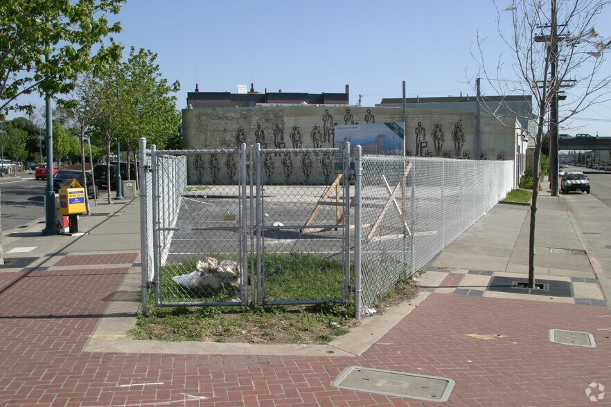 More Photos Of 3645 San Pablo Ave, Emeryville Freestanding For Sale