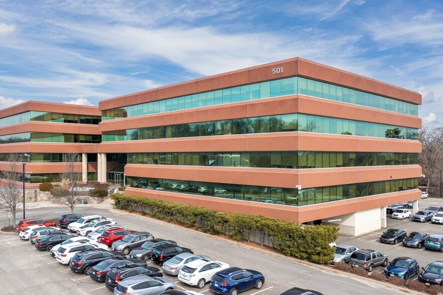 More Photos Of 501 Kings Hwy E, Fairfield Medical For Lease