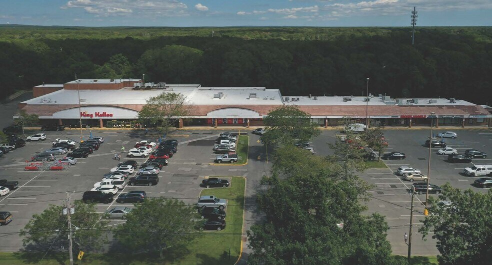 More Photos Of 5-25 Eastport Manor Rd, Eastport Unknown For Lease