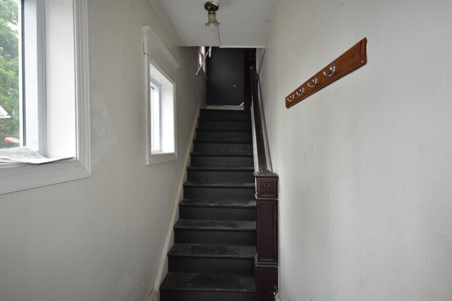 More Photos Of 309 White Horse Pike, Haddon Heights Office For Sale