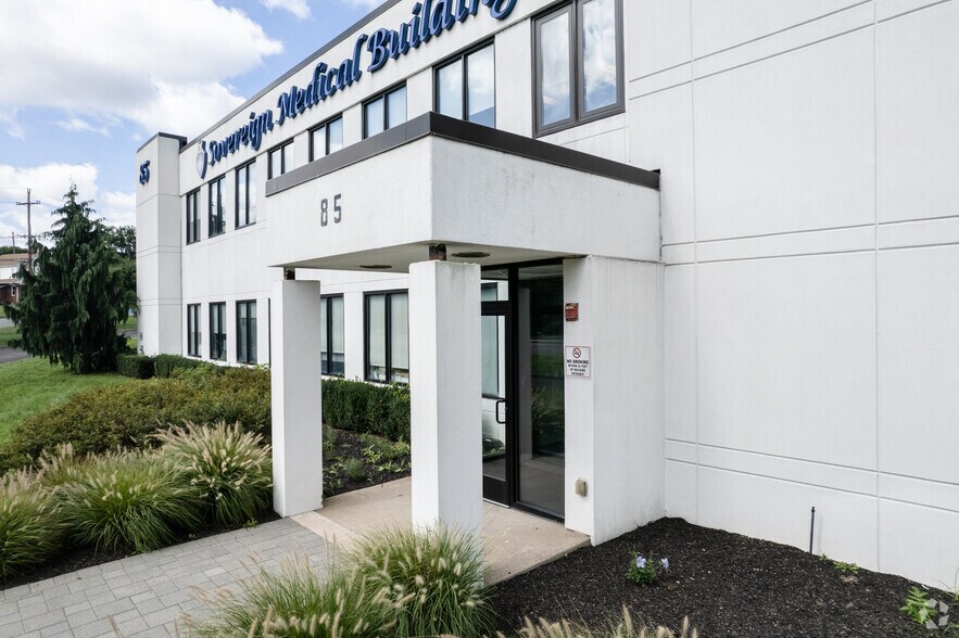 More Photos Of 85 Harristown Rd, Glen Rock Medical For Lease