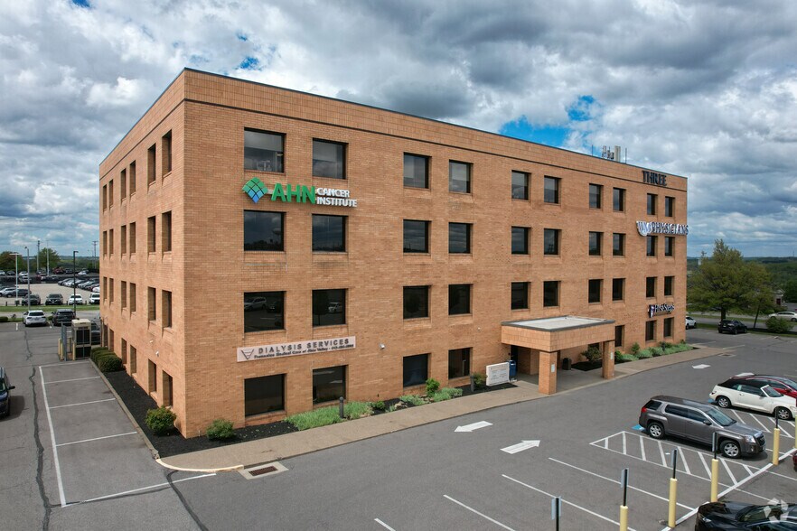 Primary Photo Of 3 Robinson Plz, Pittsburgh Office For Lease