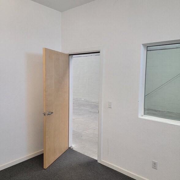 More Photos Of 2266 Central St, Richmond Warehouse For Lease