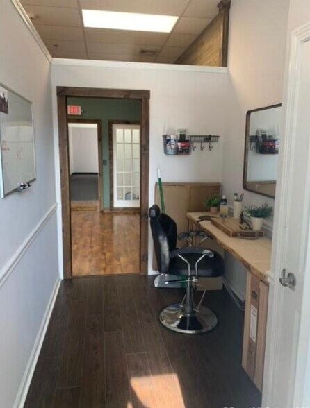 More Photos Of 112 Main St, Putnam Storefront Retail Office For Lease