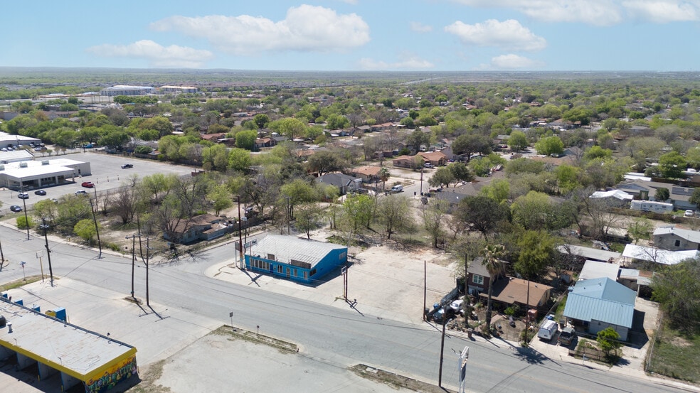 More Photos Of 2423 Palo Alto Rd, San Antonio Convenience Store For Sale