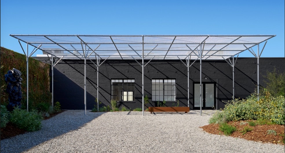 More Photos Of 1120 Seward St, Los Angeles Light Manufacturing For Lease