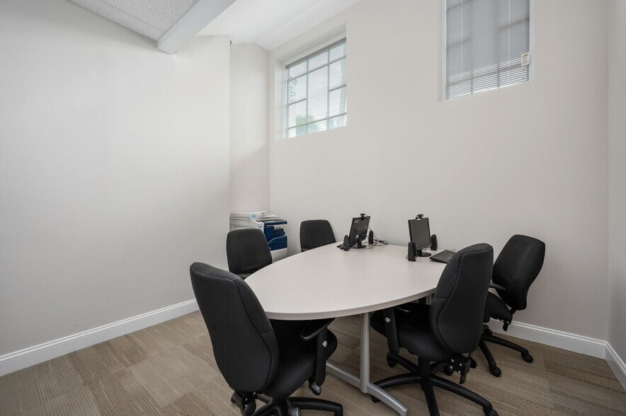 More Photos Of 415-417 Wolfe St, Fredericksburg Medical For Lease