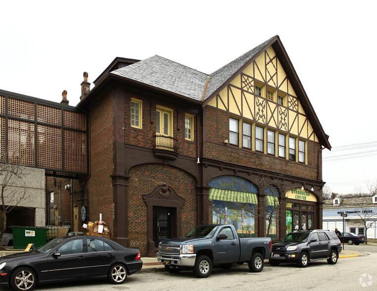 More Photos Of 12443-12459 Cedar Rd, Cleveland Heights Storefront For Lease