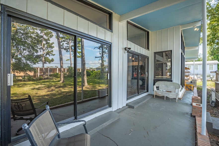 More Photos Of 128 Latonea Dr, Columbia Office Residential For Sale