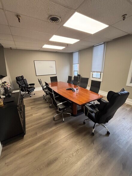 More Photos Of 200 Engineers Rd, Hauppauge Manufacturing For Sale