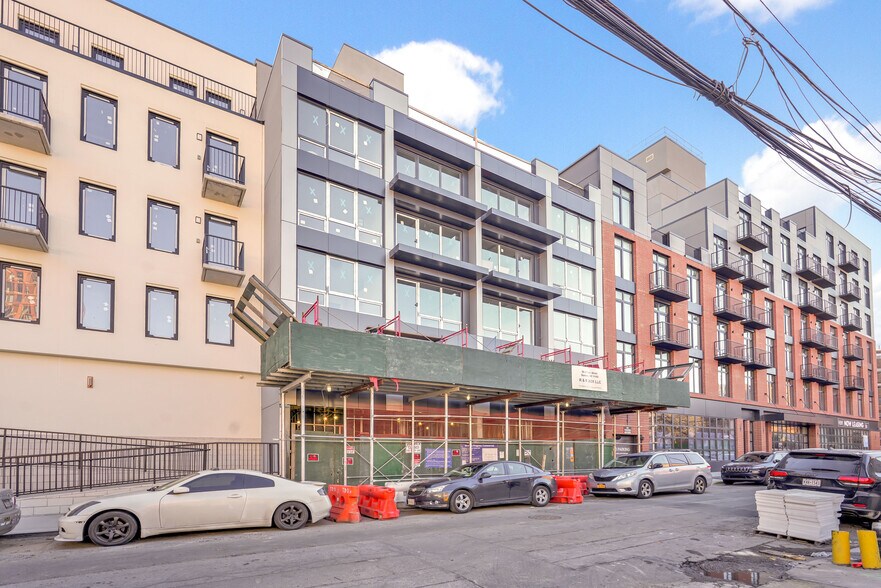 More Photos Of 2631 3rd St, Astoria Apartments For Lease