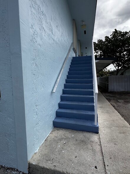 More Photos Of 2541 W 1st Ave, Hialeah Apartments For Sale