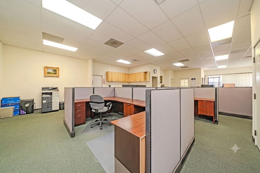 More Photos Of 381 Thor Pl, Brea Manufacturing For Lease