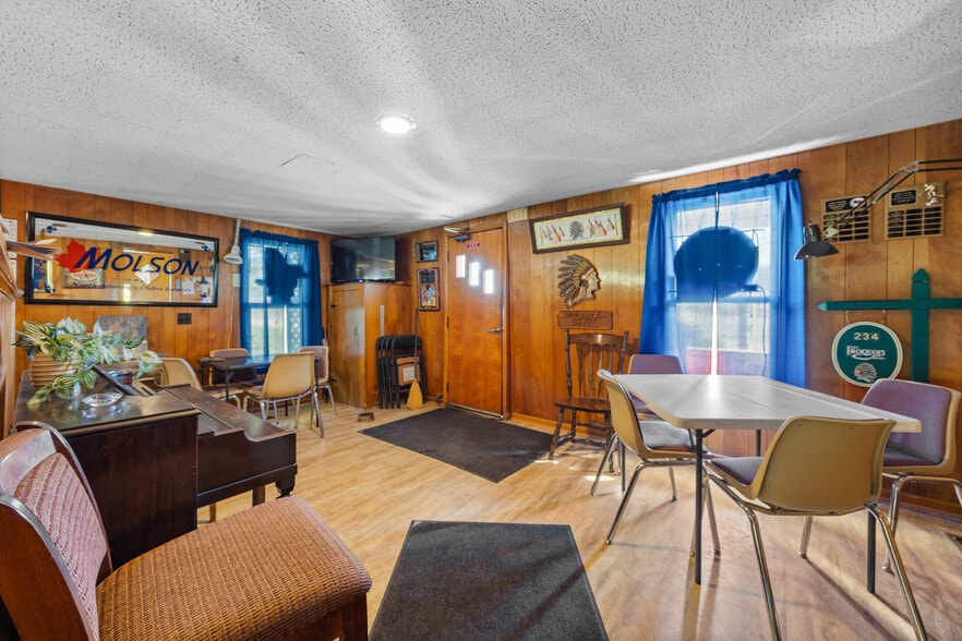 More Photos Of 234 North St, Caledonia General Retail For Sale