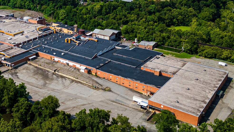 More Photos Of 1 Walker Rd, Martinsville Manufacturing For Sale
