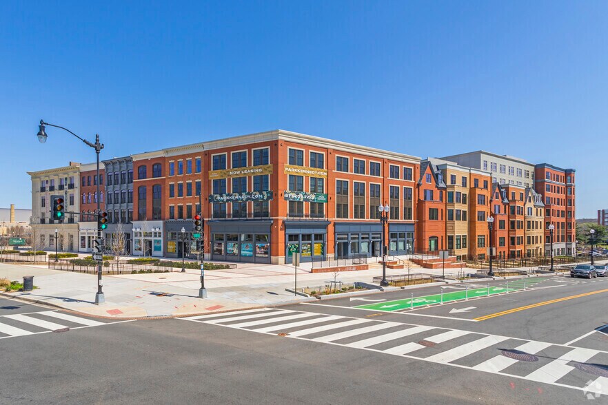 More Photos Of 1901 C St SE, Washington Apartments For Lease