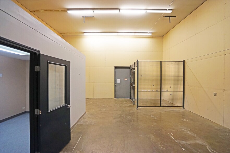 More Photos Of 504-510 W Chestnut Ave, Yakima Office For Lease