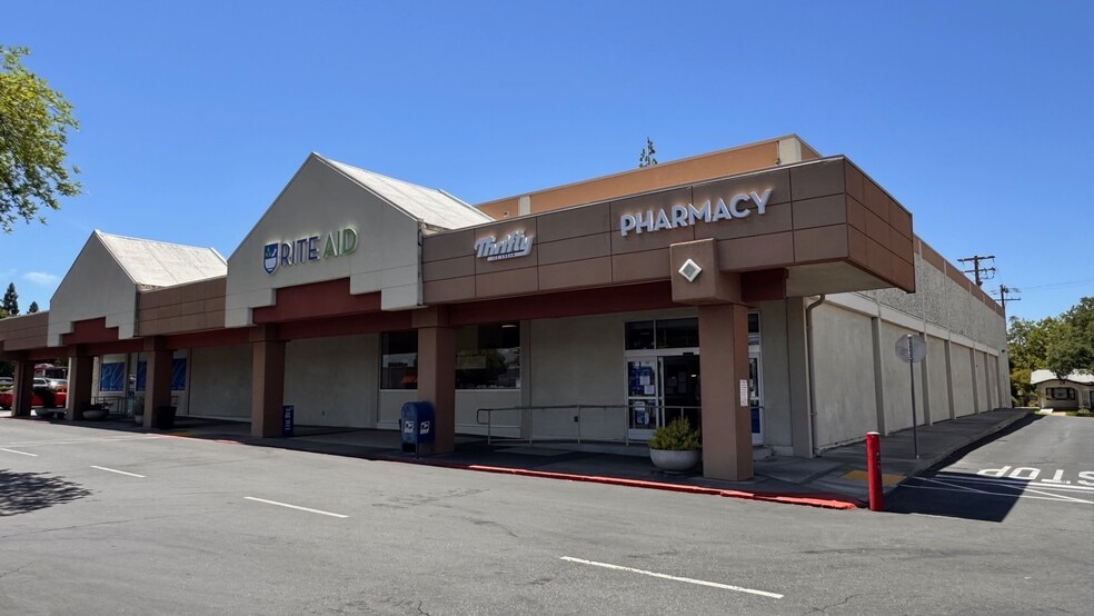 More Photos Of 380-446 Harding Blvd, Roseville Unknown For Lease