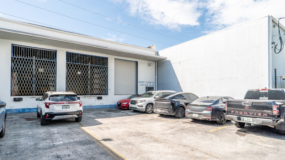 More Photos Of 1730 NW 23rd St, Miami Service For Sale