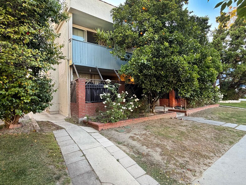 More Photos Of 4227 Whitsett Ave, Studio City Apartments For Sale
