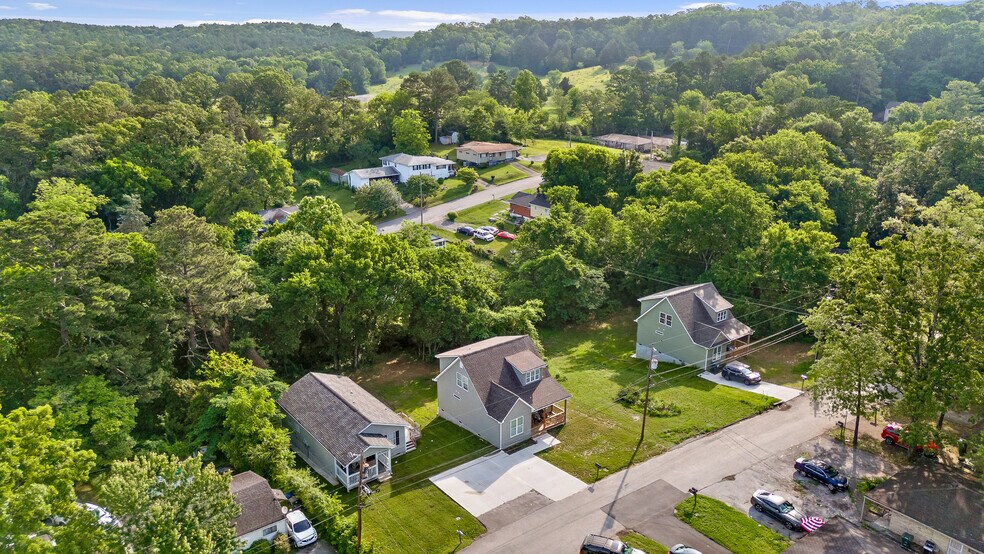 More Photos Of , Chattanooga Specialty For Sale