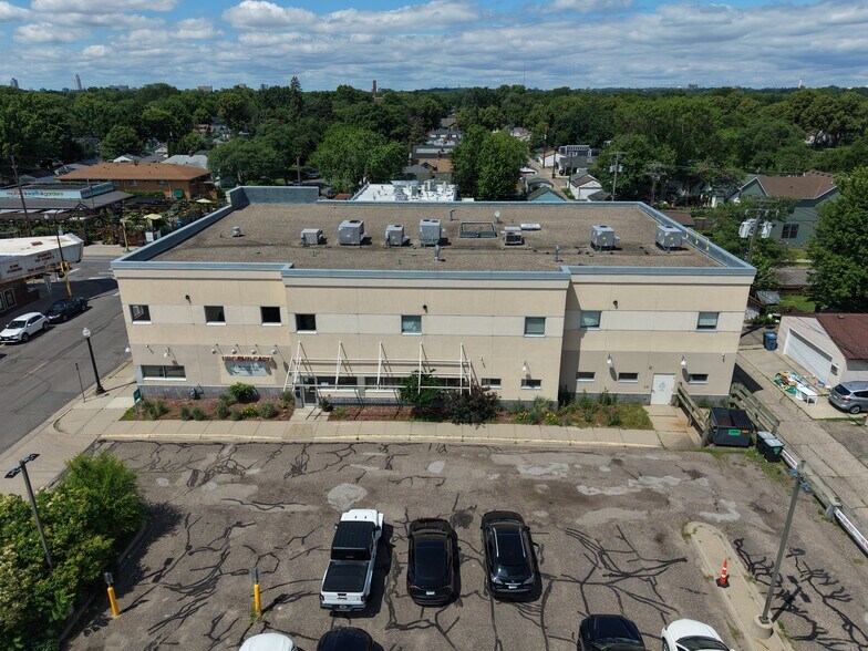 More Photos Of 3809 S 42nd St, Minneapolis Medical For Sale