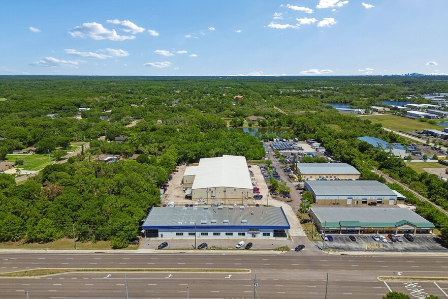 More Photos Of 9945 Race Track Rd, Tampa Industrial For Sale