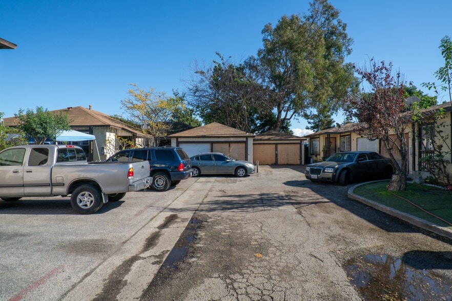 More Photos Of 431 S Susan St, Santa Ana Multifamily For Sale