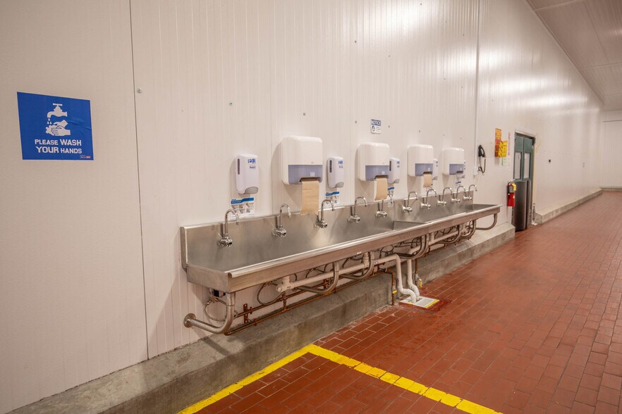 More Photos Of 133 Shop Rd, Milledgeville Refrigeration Cold Storage For Lease