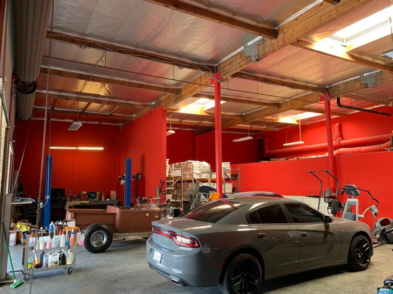 More Photos Of 1014 E 2nd St, Pomona Warehouse For Sale