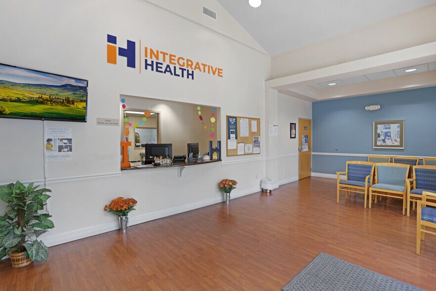 More Photos Of 3780 NW 83rd St, Gainesville Medical For Lease