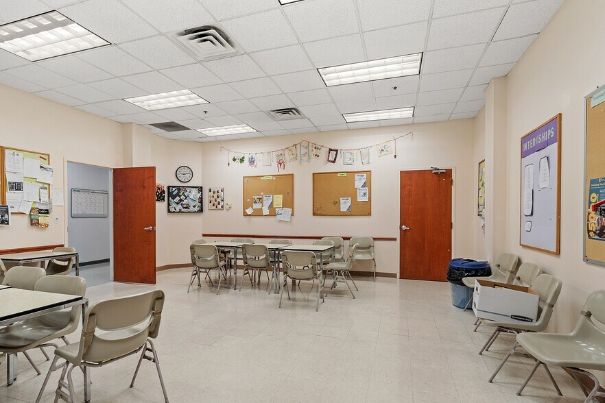 More Photos Of 333 Shrewsbury St, Worcester Warehouse For Sale