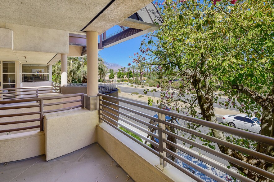 More Photos Of 73733 Fred Waring Dr, Palm Desert Medical For Lease