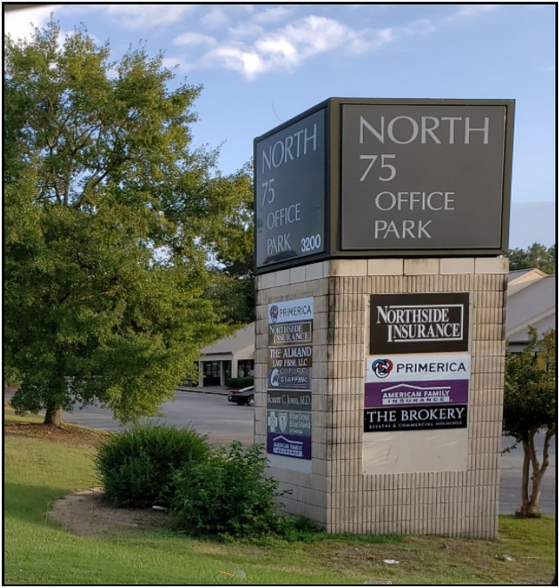 More Photos Of 3200 Riverside Dr, Macon-Bibb Office For Lease