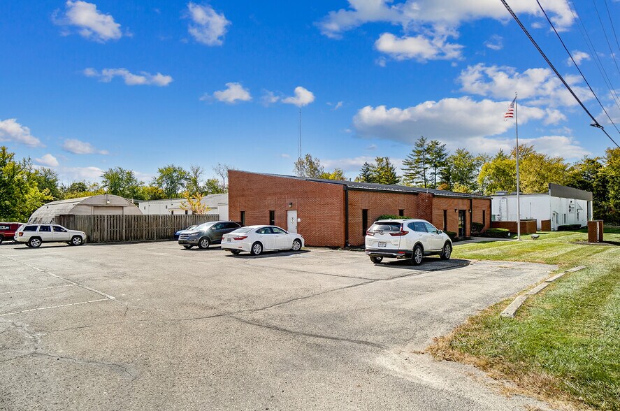 More Photos Of 5589 W National Rd, Springfield Warehouse For Sale