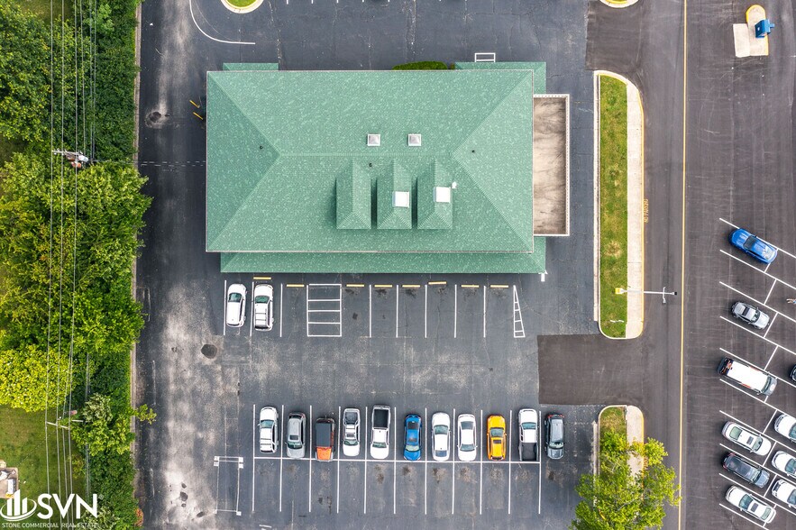 More Photos Of 1701 Alexandria Dr, Lexington General Retail For Lease