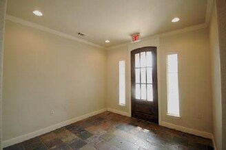 More Photos Of 2301 Mustang Dr, Grapevine Office For Lease