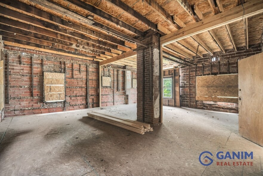 More Photos Of 13515 Saint Clair Ave, Cleveland Apartments For Sale