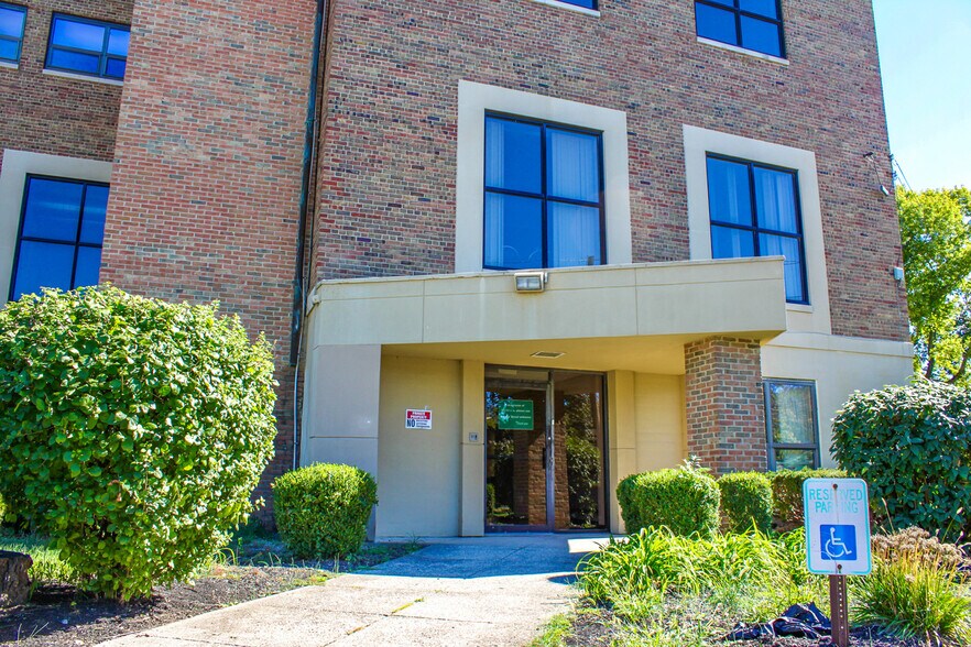 More Photos Of 1306 Salem Ave, Dayton Religious Facility For Lease