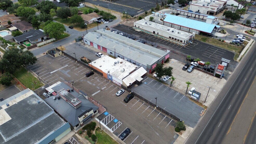 More Photos Of 3619 N 10th St, McAllen General Retail For Lease