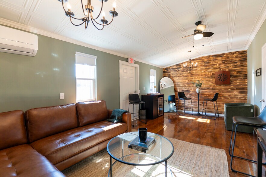 More Photos Of 6815 Shiloh Unity Rd, Lancaster Specialty For Sale