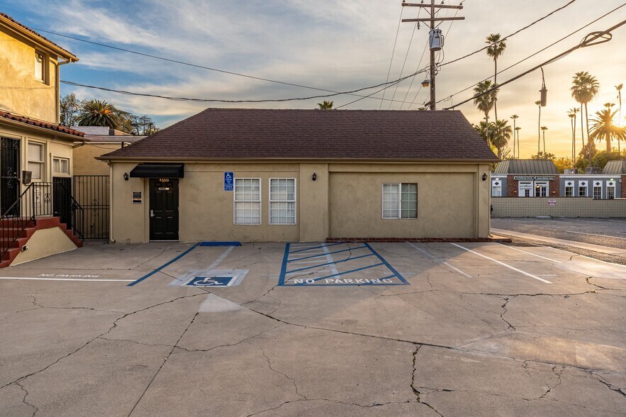 More Photos Of 7121 Magnolia Ave, Riverside Office For Sale