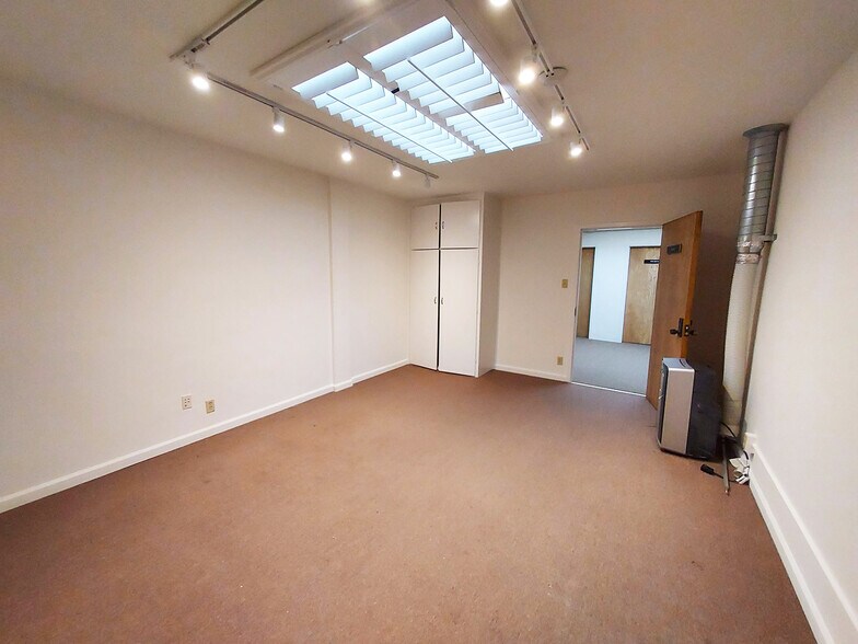 More Photos Of 1131-1161 Cherry St, San Carlos Storefront Retail Office For Lease