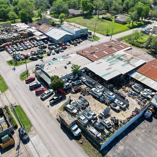 More Photos Of 9142 Scranton St, Houston Warehouse For Sale