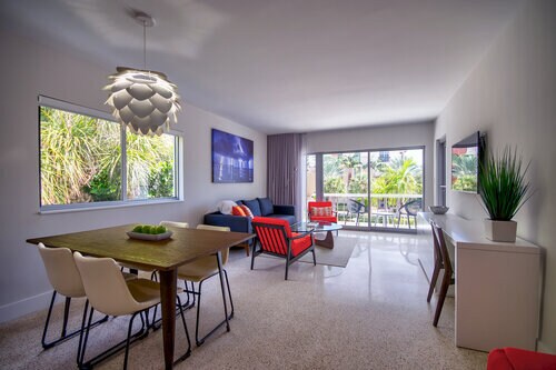 More Photos Of 4433 El Mar Dr, Lauderdale By The Sea Hotel For Sale
