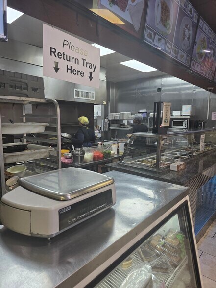 More Photos Of 1919 9th St NW, Washington Storefront For Sale