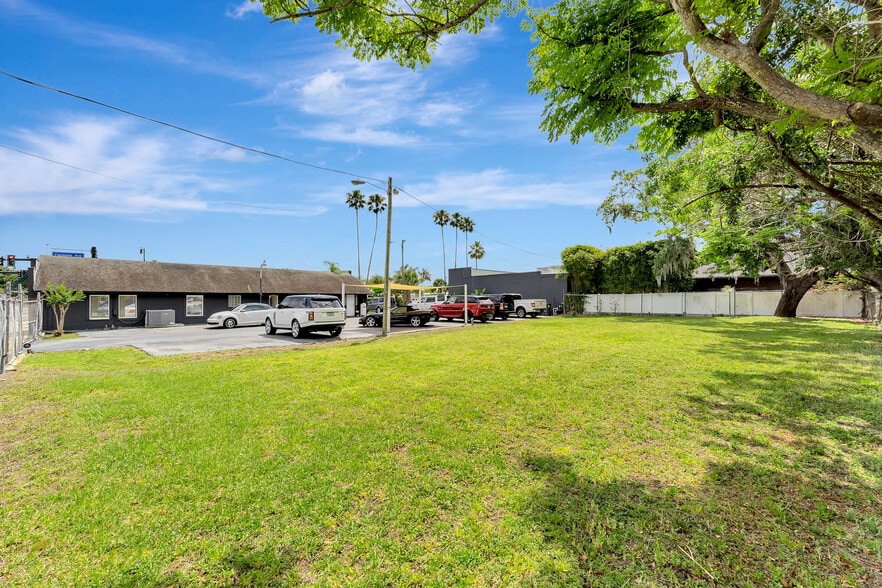 More Photos Of 609 W Fairbanks Ave, Winter Park Auto Repair For Sale