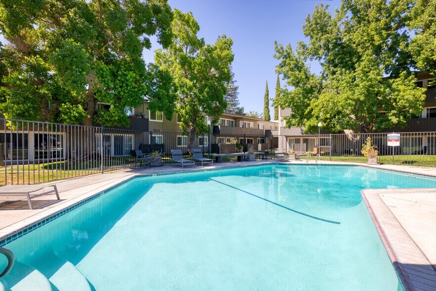Primary Photo Of 3220 Watt Ave, Sacramento Apartments For Sale