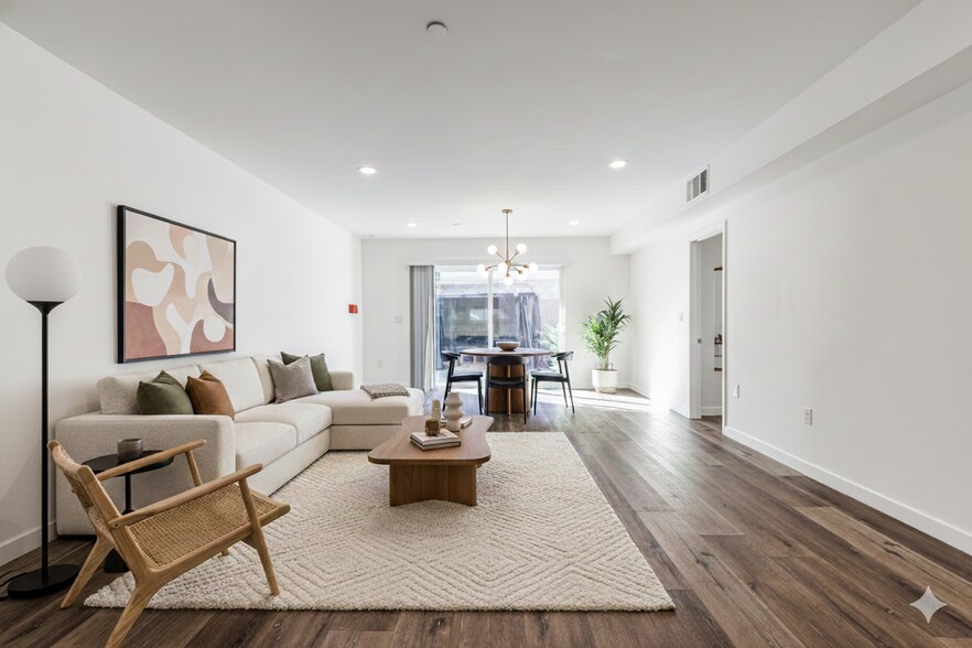 More Photos Of 1119 N Berendo St, Los Angeles Apartments For Sale