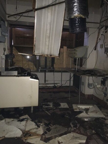 More Photos Of 14514 Jefferson Davis Hwy, Woodbridge Fast Food For Lease